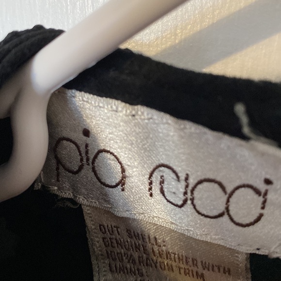 Vintage 90s Pia Rucci Suede blouse with fringe - Picture 12 of 12